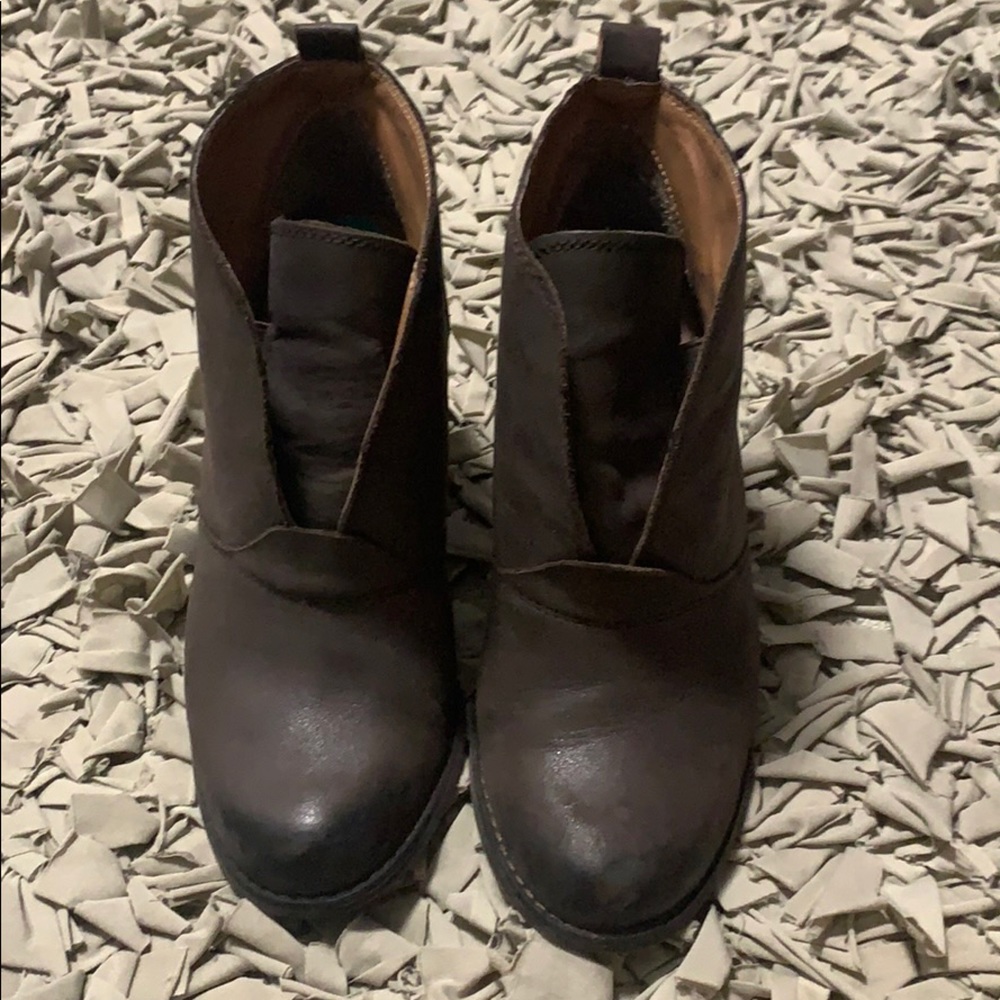 Lucky Brand booties